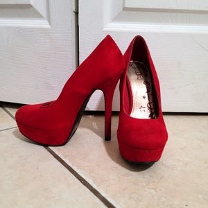 Red Pumps Brash Size 5